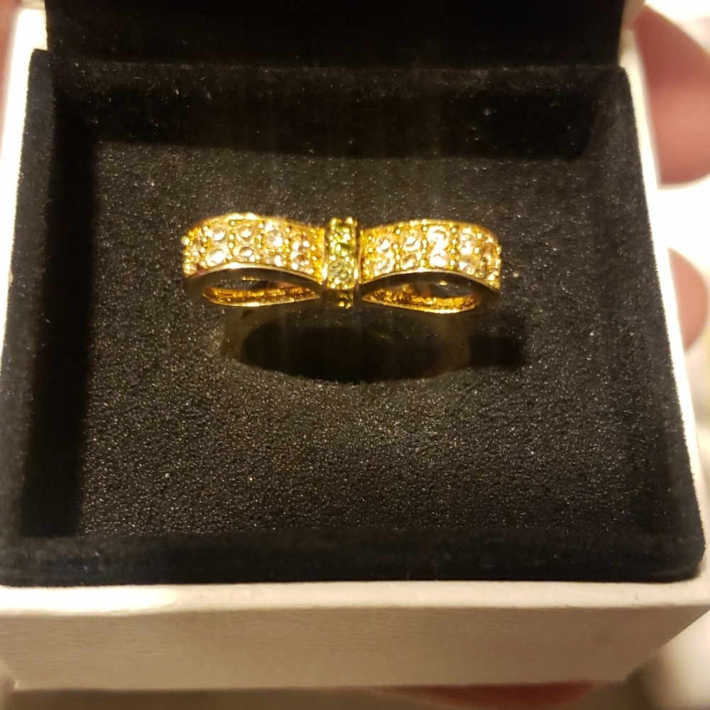 Ring - Picture 2 of 2